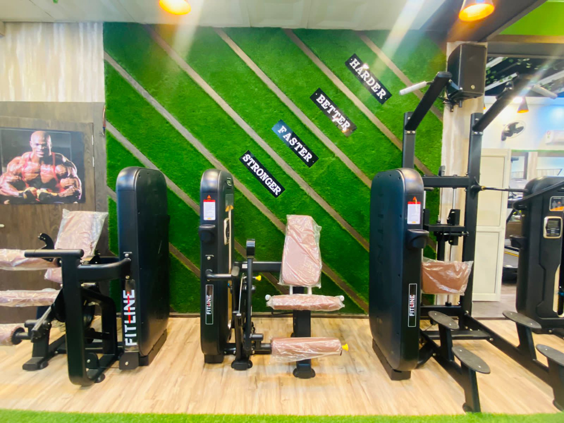 THE MARS THE FITNESS ARENA , BEST GYM IN MATHURA, GYM IN MATHURA