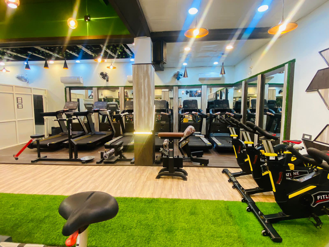 THE MARS THE FITNESS ARENA , BEST GYM IN MATHURA, GYM IN MATHURA